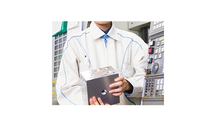 【金属部品】加工エンジニア、社内SE