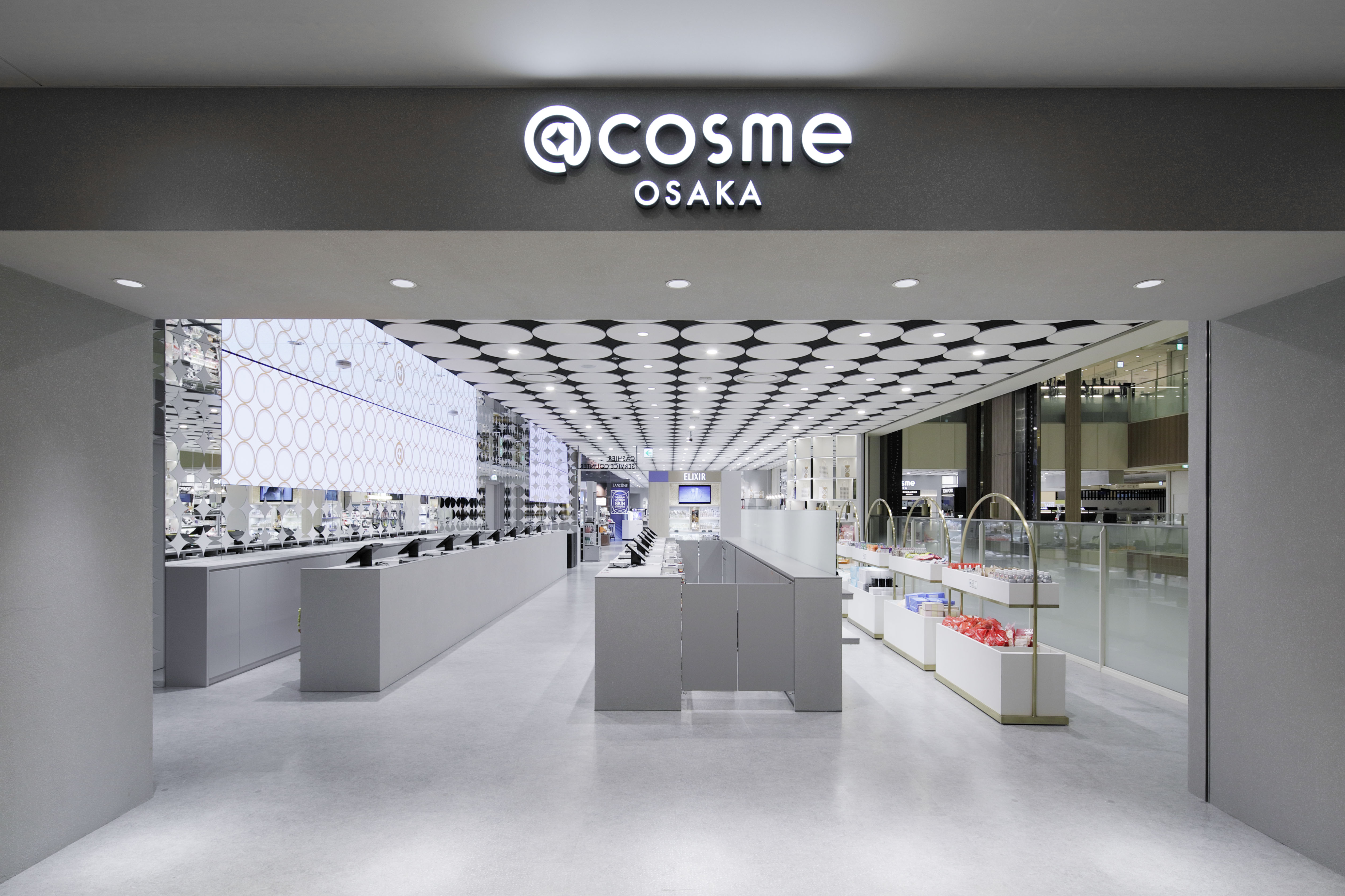 @cosme OSAKA